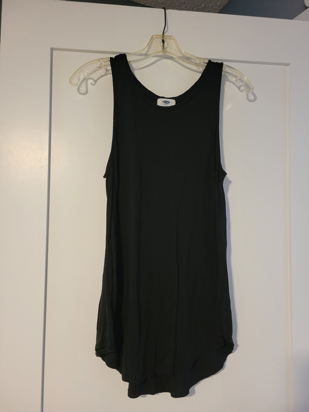 Old Navy Black Tank Top - Sleeveless Scoop Neck